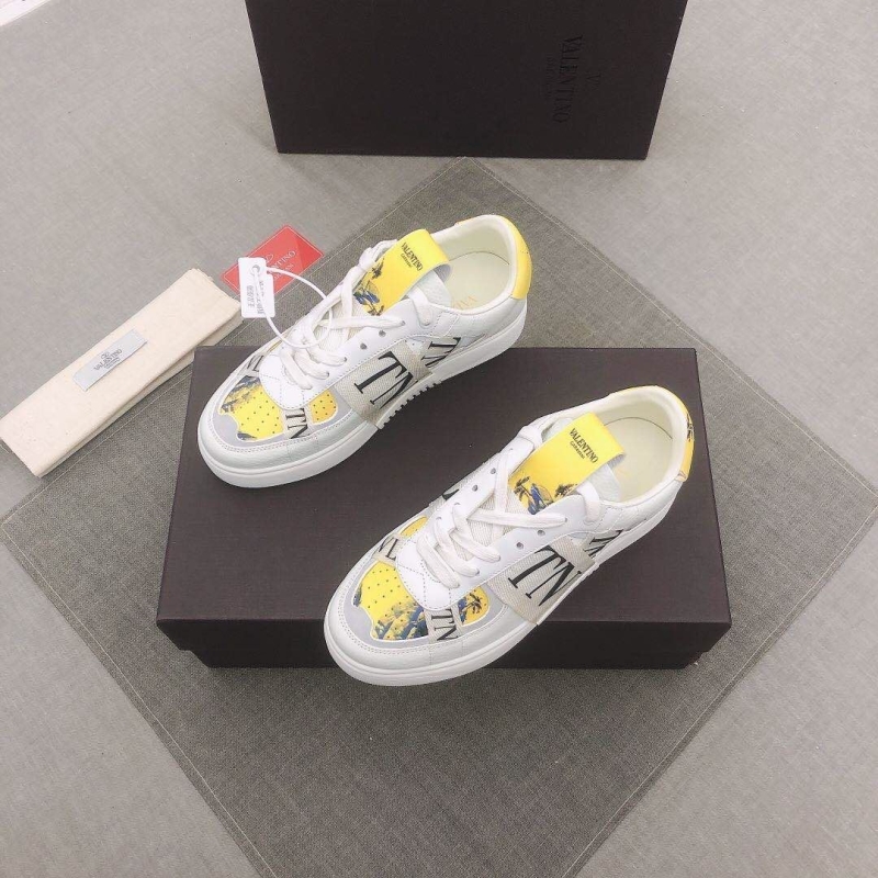 Valentino Sneakers